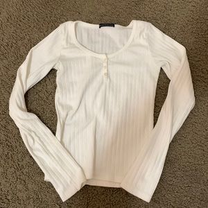 Brandy Melville White Long Sleeve Button Up Zelly Top